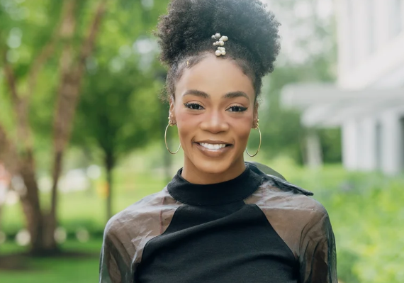 Omolola (Lola) Ogunjobi, MSW, LCSW